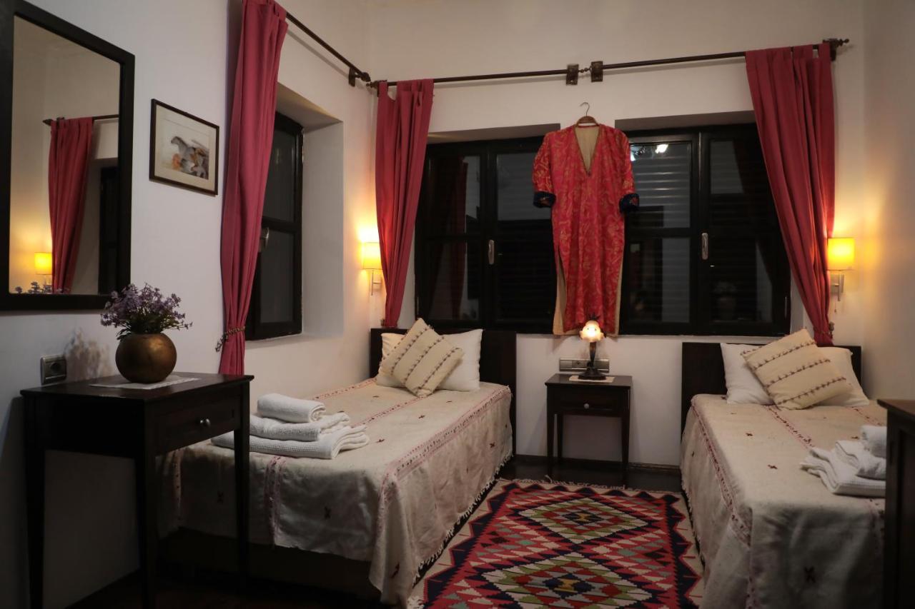 Hadrianus Pansion Hotel Antalya Eksteriør billede